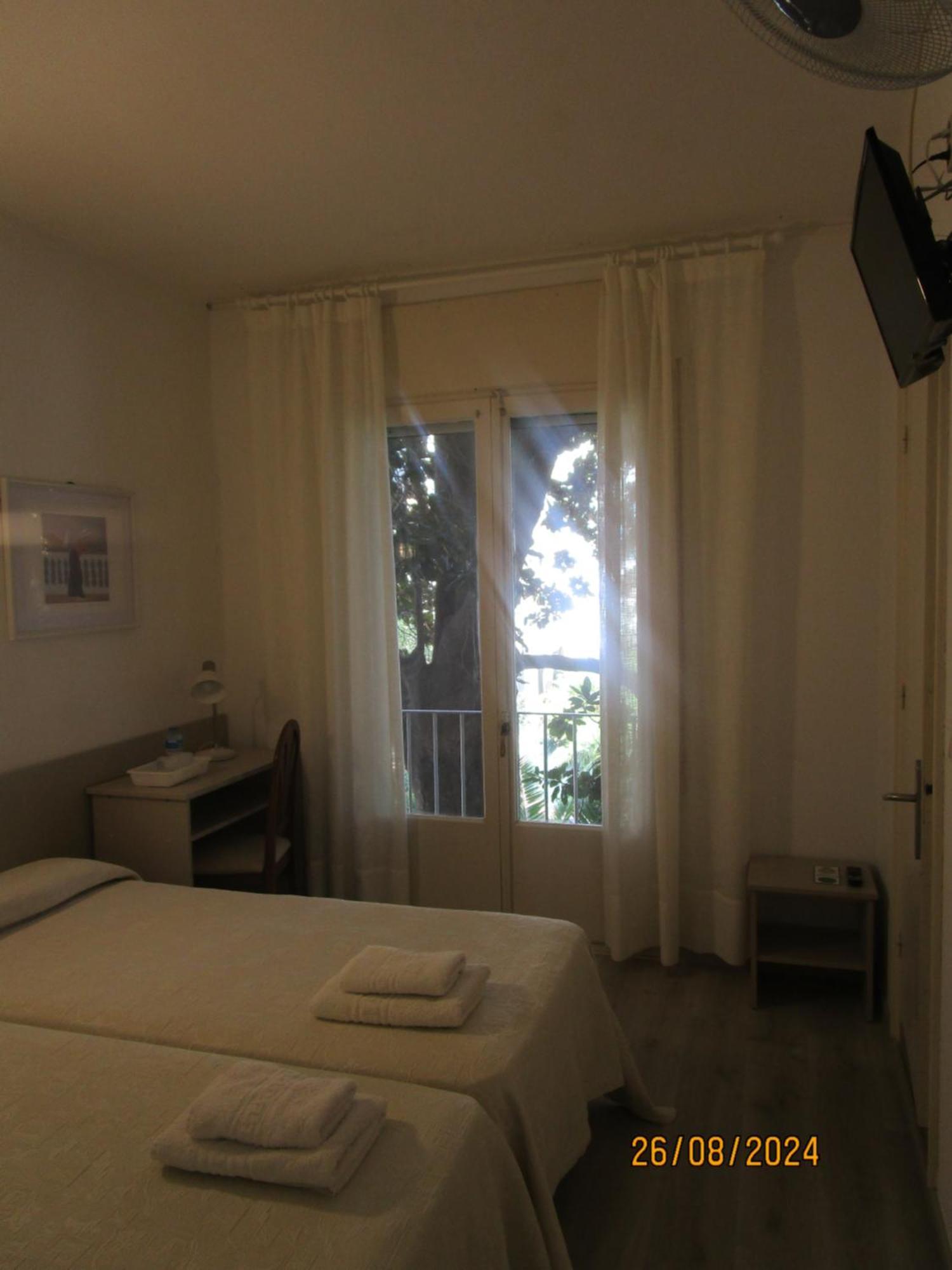 Hotel Apartaments Gesoria Porta Ferrada Sant Feliu de Guixols Bagian luar foto