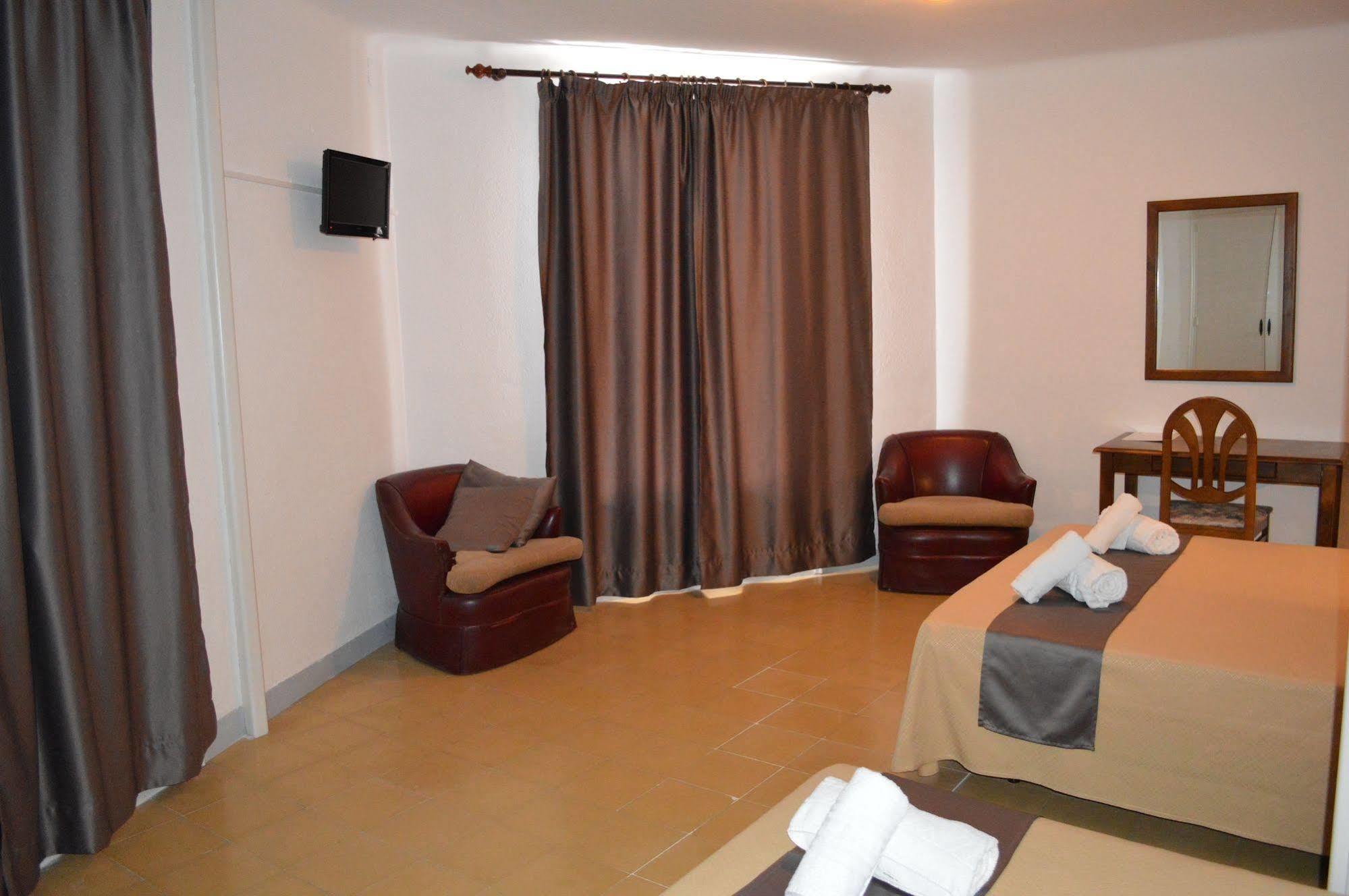 Hotel Apartaments Gesoria Porta Ferrada Sant Feliu de Guixols Bagian luar foto