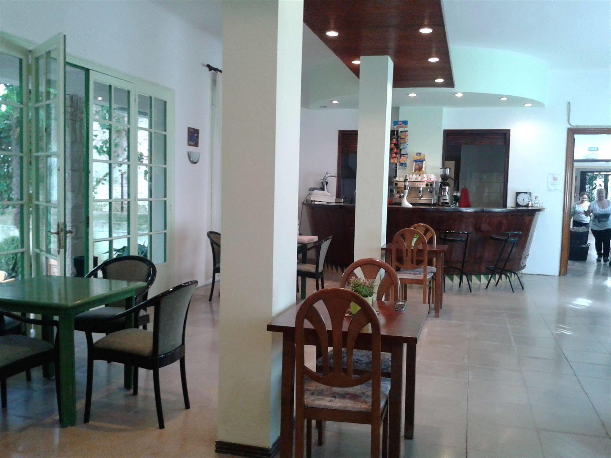 Hotel Apartaments Gesoria Porta Ferrada Sant Feliu de Guixols Bagian luar foto